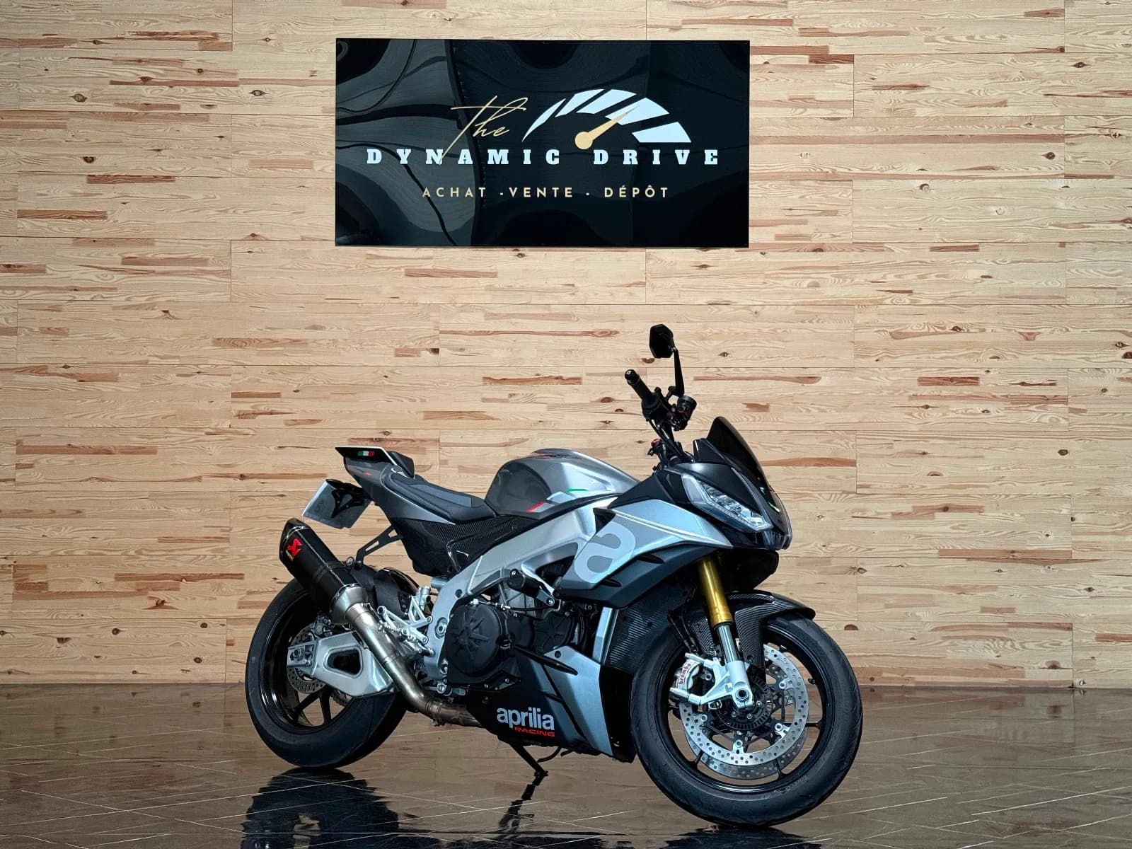 APRILIA TUONO 