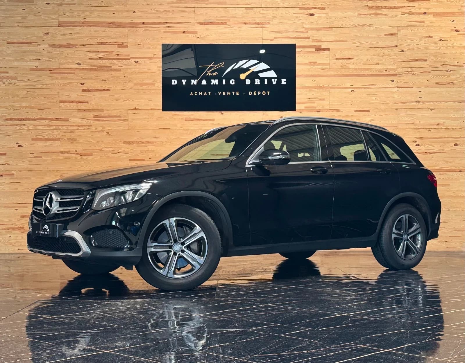 MERCEDES GLC 