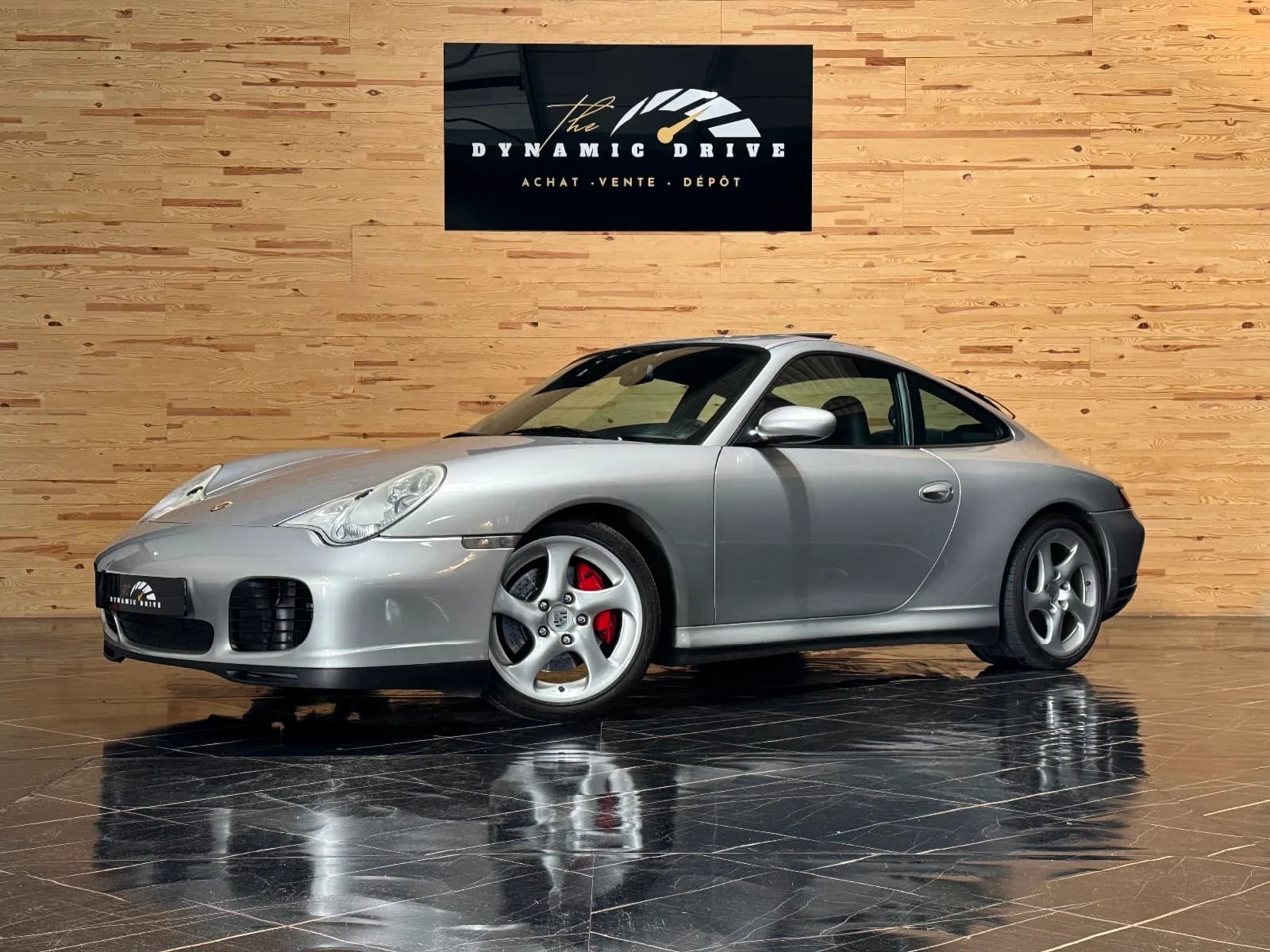 PORSCHE 911 CARRERA 4 COUPE 996 4S
