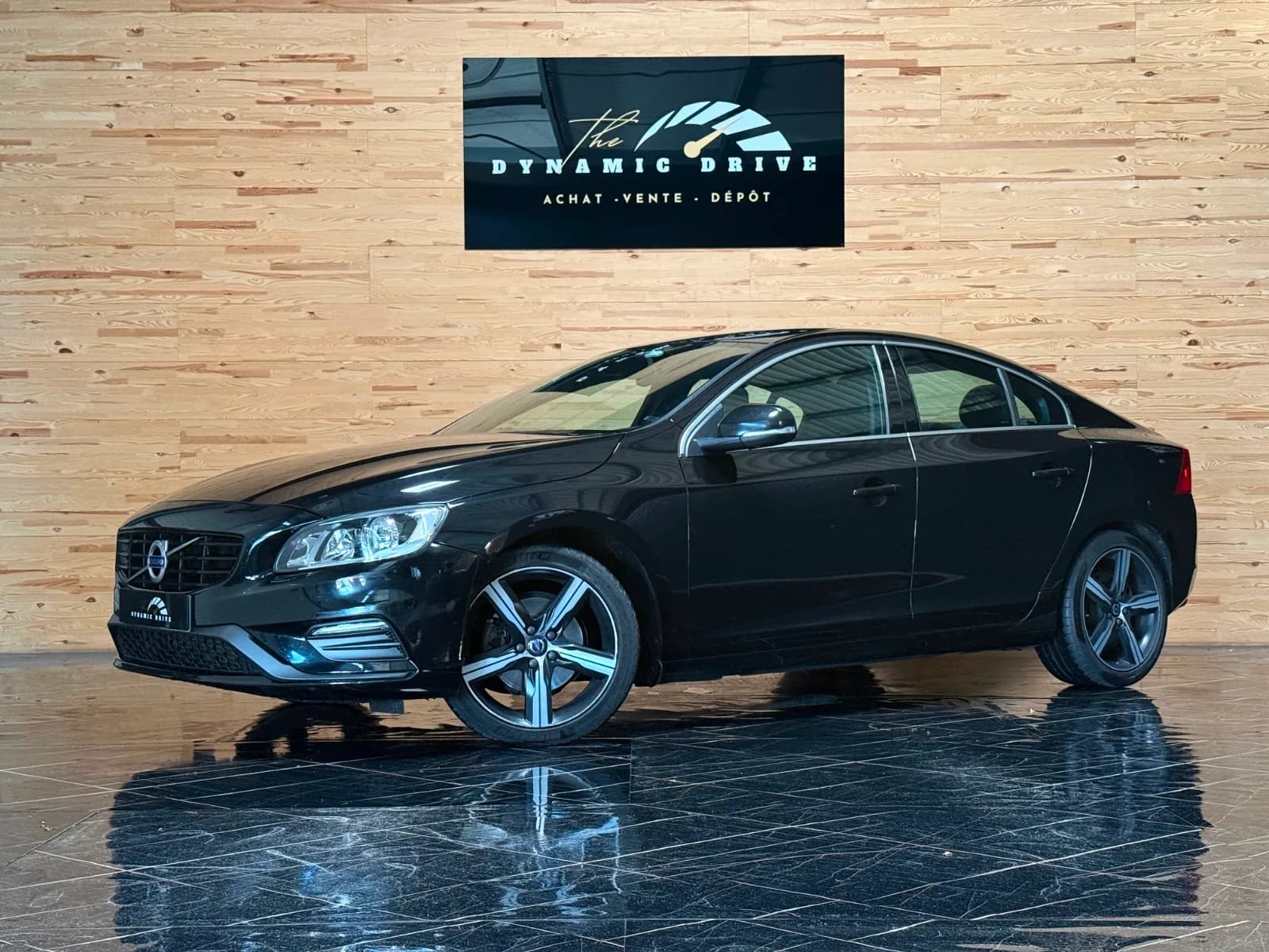 VOLVO S60 R-Design
