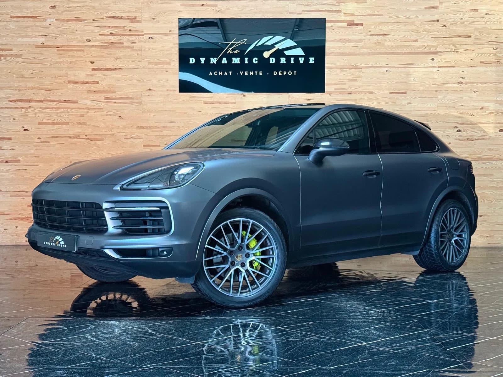 PORSCHE CAYENNE COUPE — vue 1