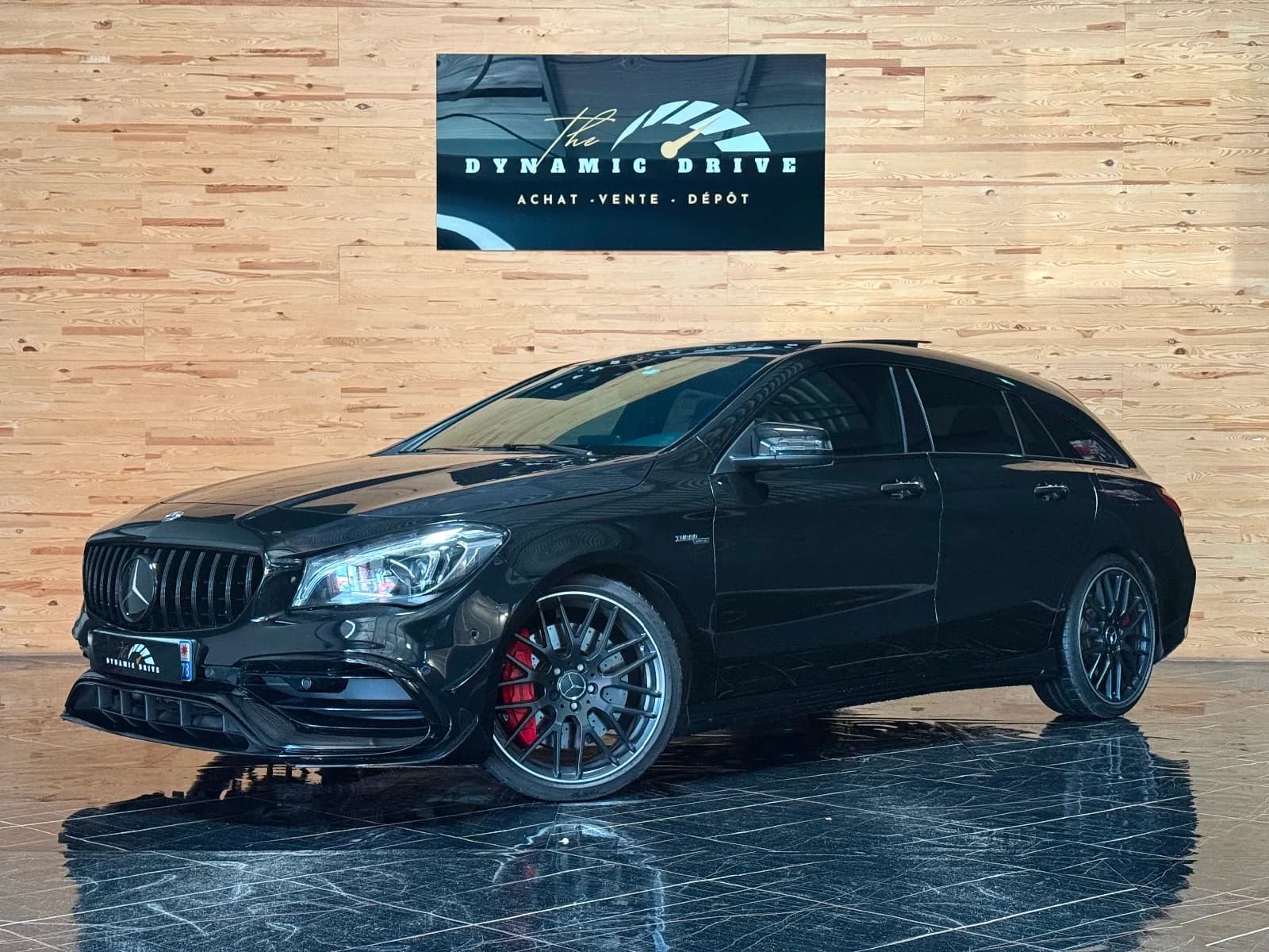 MERCEDES CLASSE CLA SHOOTING BRAKE — vue 1
