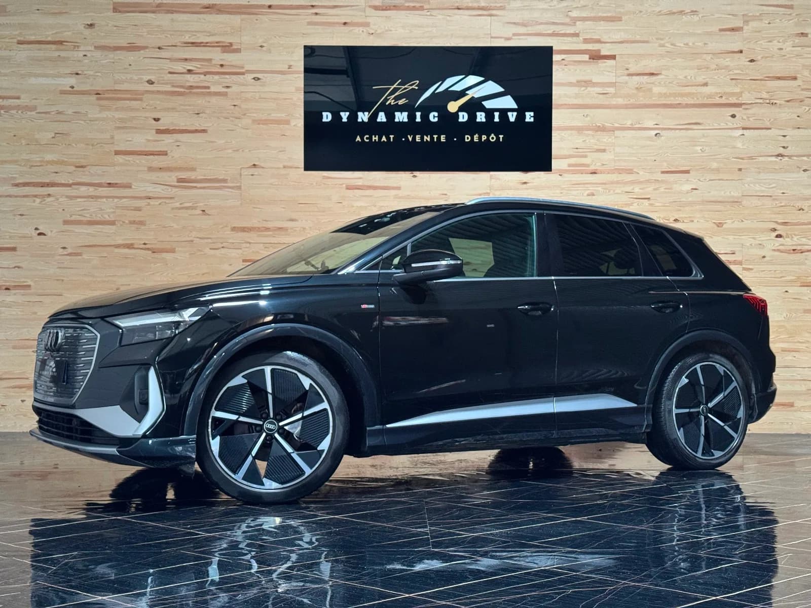 AUDI Q4 E-TRON — vue 1