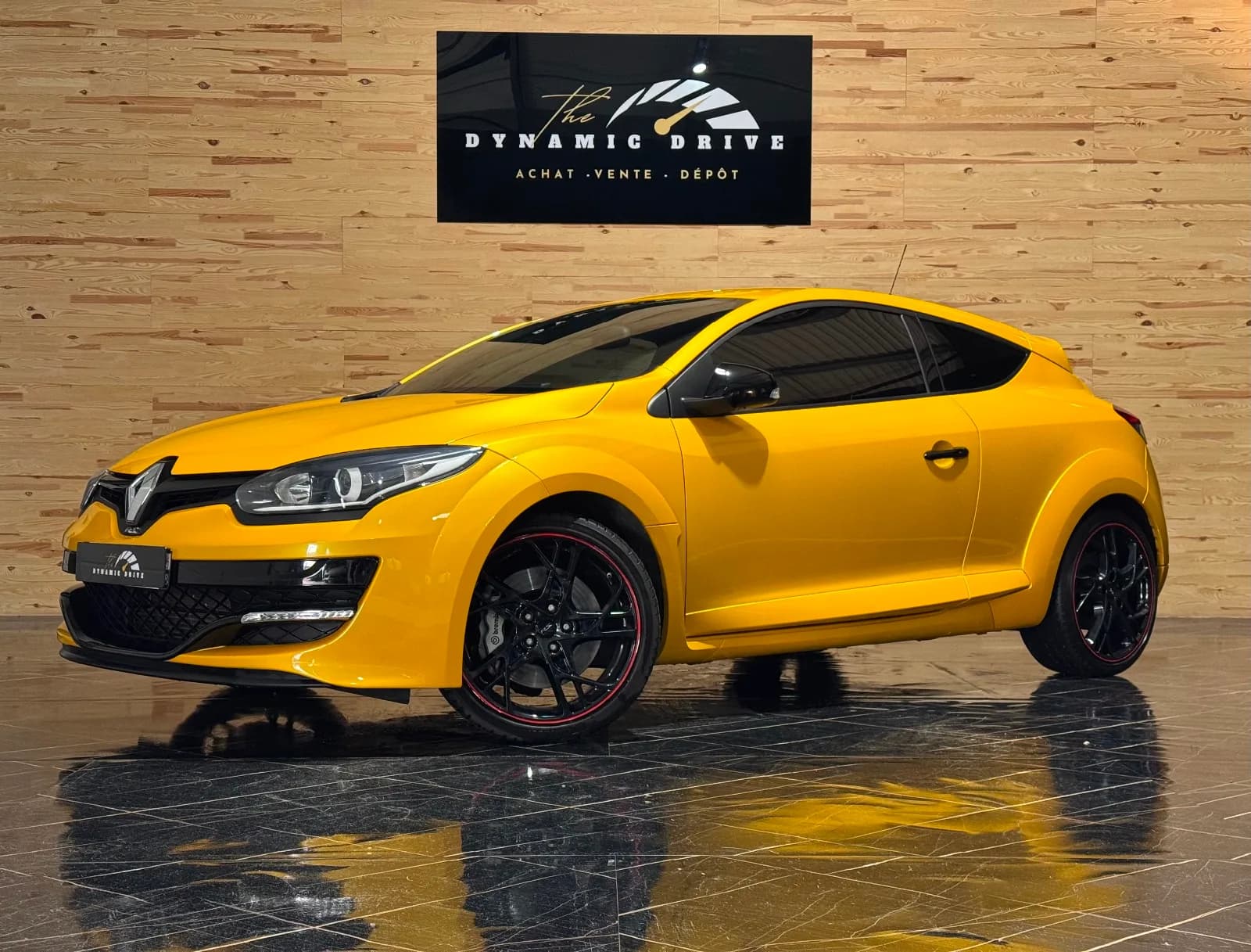 RENAULT MEGANE III COUPE — vue 1