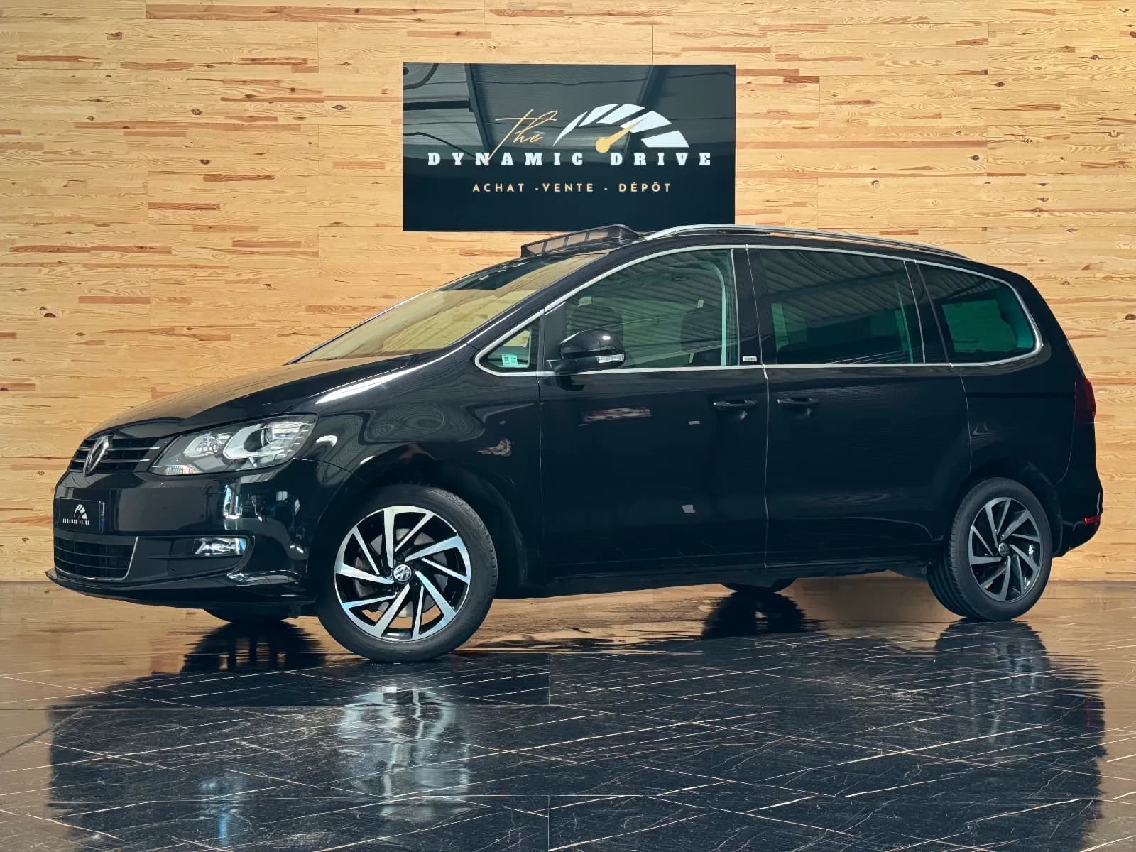VOLKSWAGEN SHARAN — vue 1