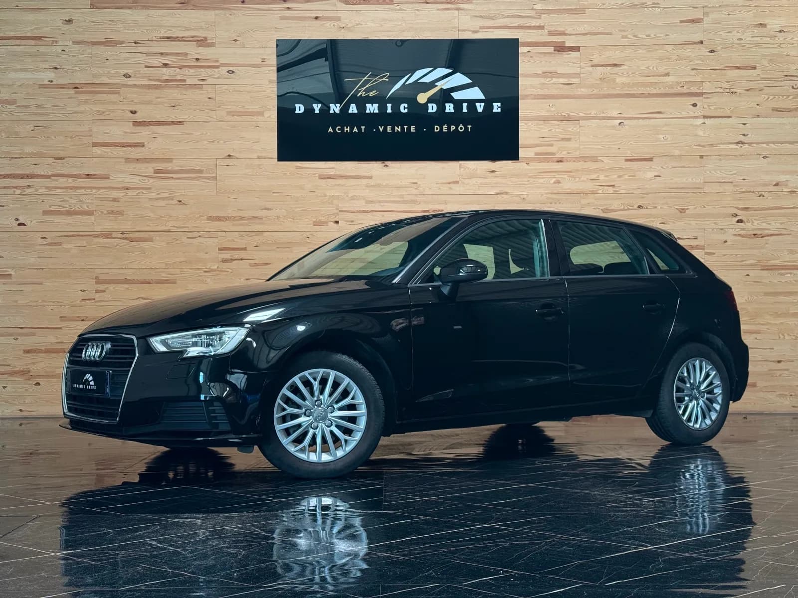 AUDI A3 SPORTBACK Business line