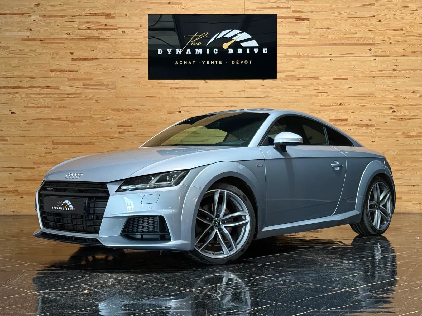 AUDI TT COUPE — vue 1