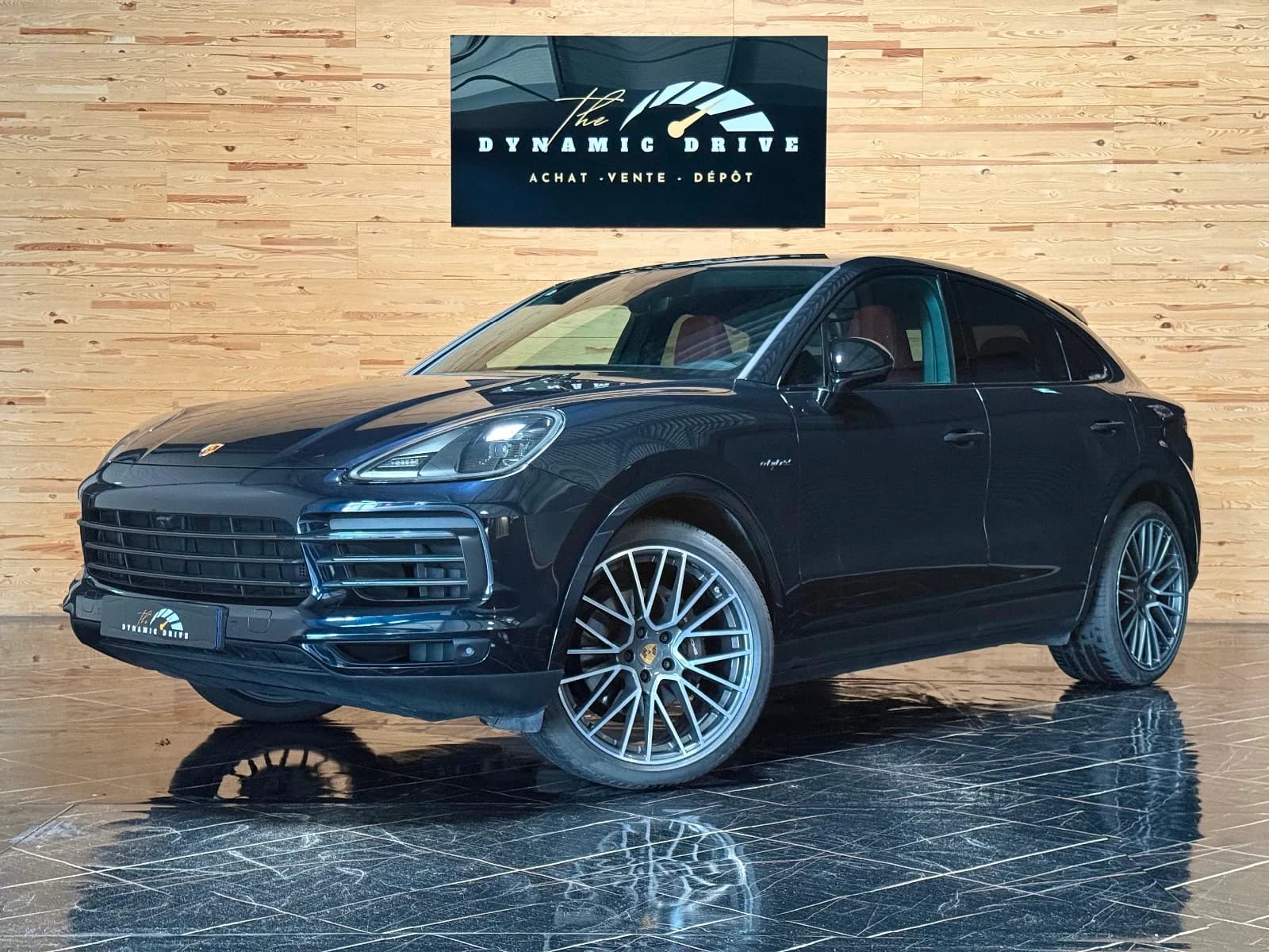 PORSCHE CAYENNE COUPE Platinum Edition