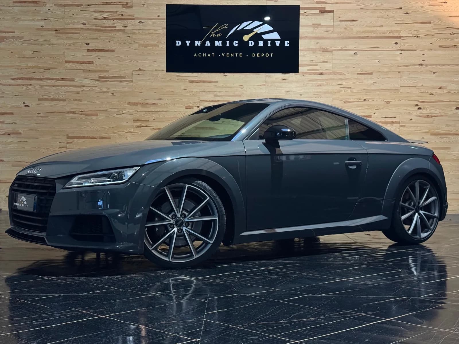 AUDI TTS COUPE — vue 1